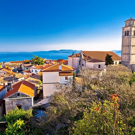 Adrian-1 By Interhome *