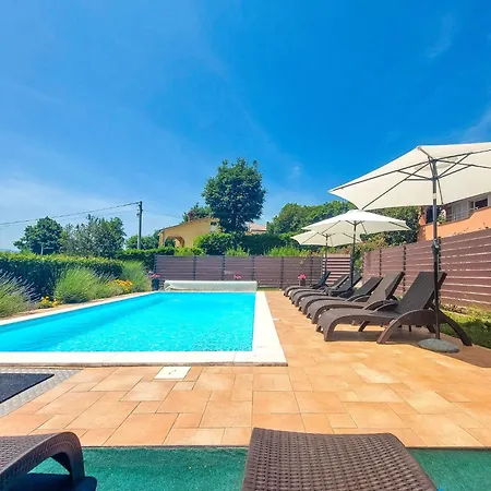 Adrian-1 By Interhome Apartamento